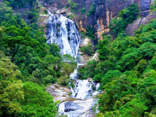Ella Gap & Ravana Falls