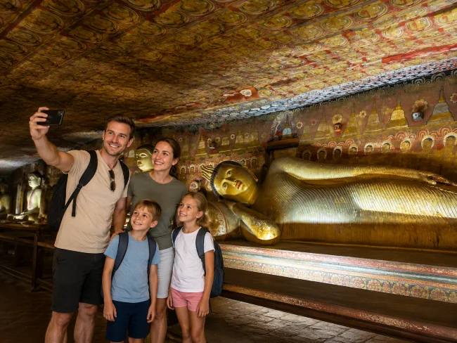 Dambulla Rangiri Golden Tample Sri Lanka snap shot