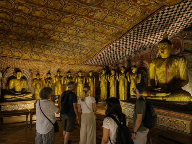 Dambulla Rangiri Golden Tample Statues