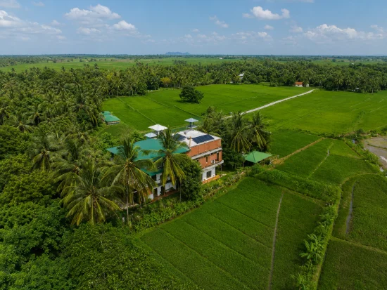 Thanamalwila Village Stop